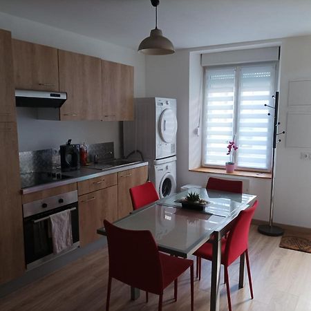 Petite Maison Agreable Pour 6 Voyageurs Lejlighed Bogny-sur-Meuse Eksteriør billede